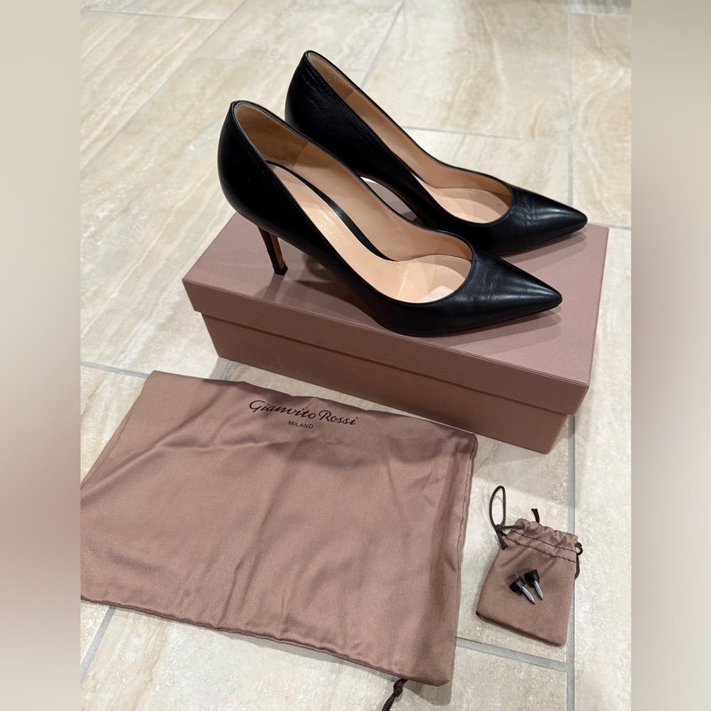 Gianvito Rossi 85 Napa Leather pumps size 36.5